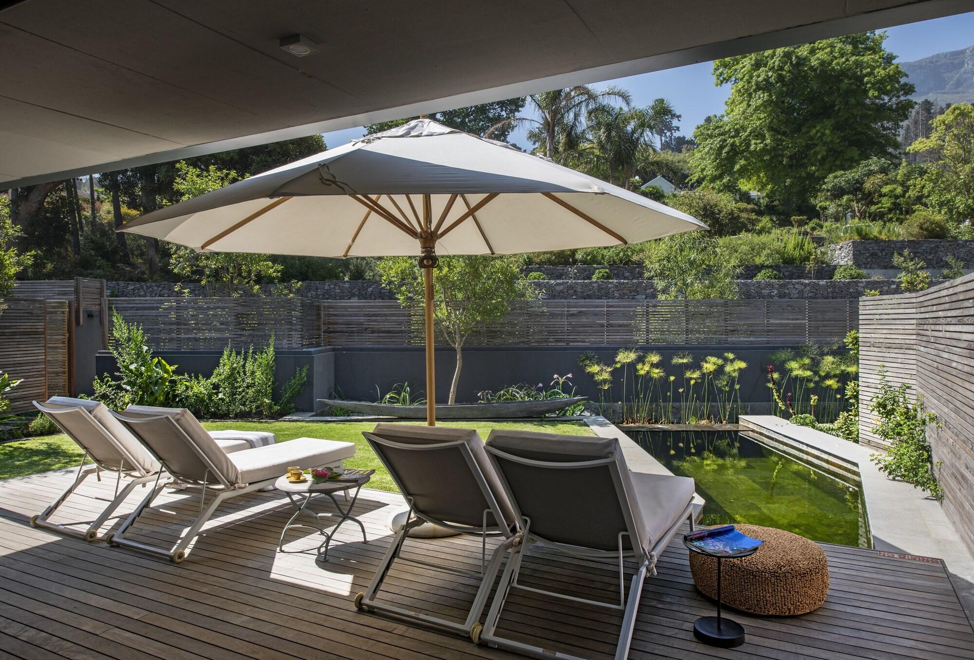 Spanish Farm Guest By Raw Africa Collection 4* Somerset West