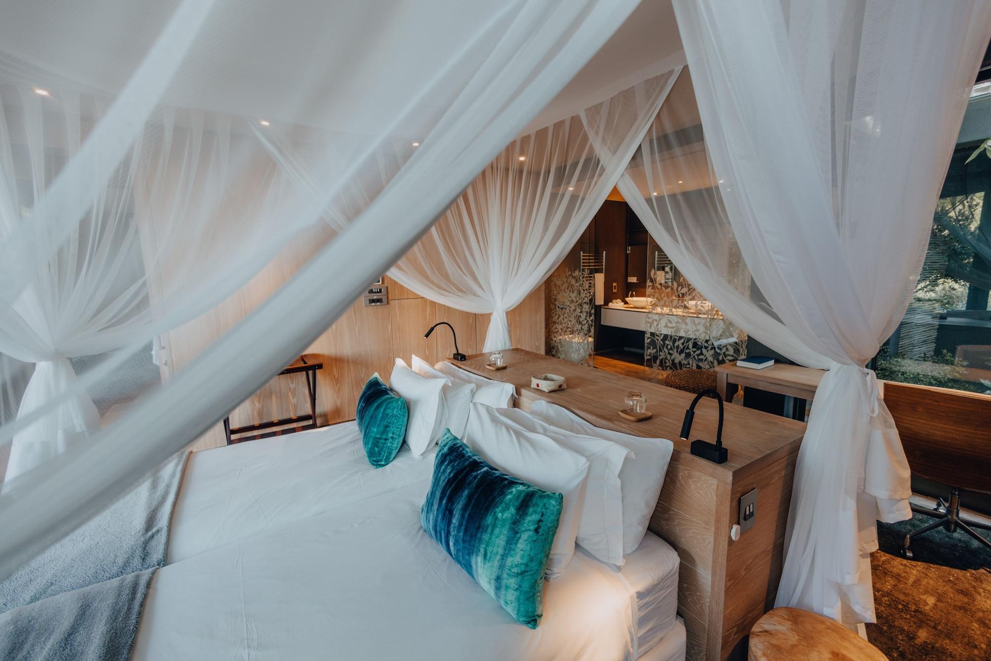 Spanish Farm Guest By Raw Africa Collection 4* Somerset West