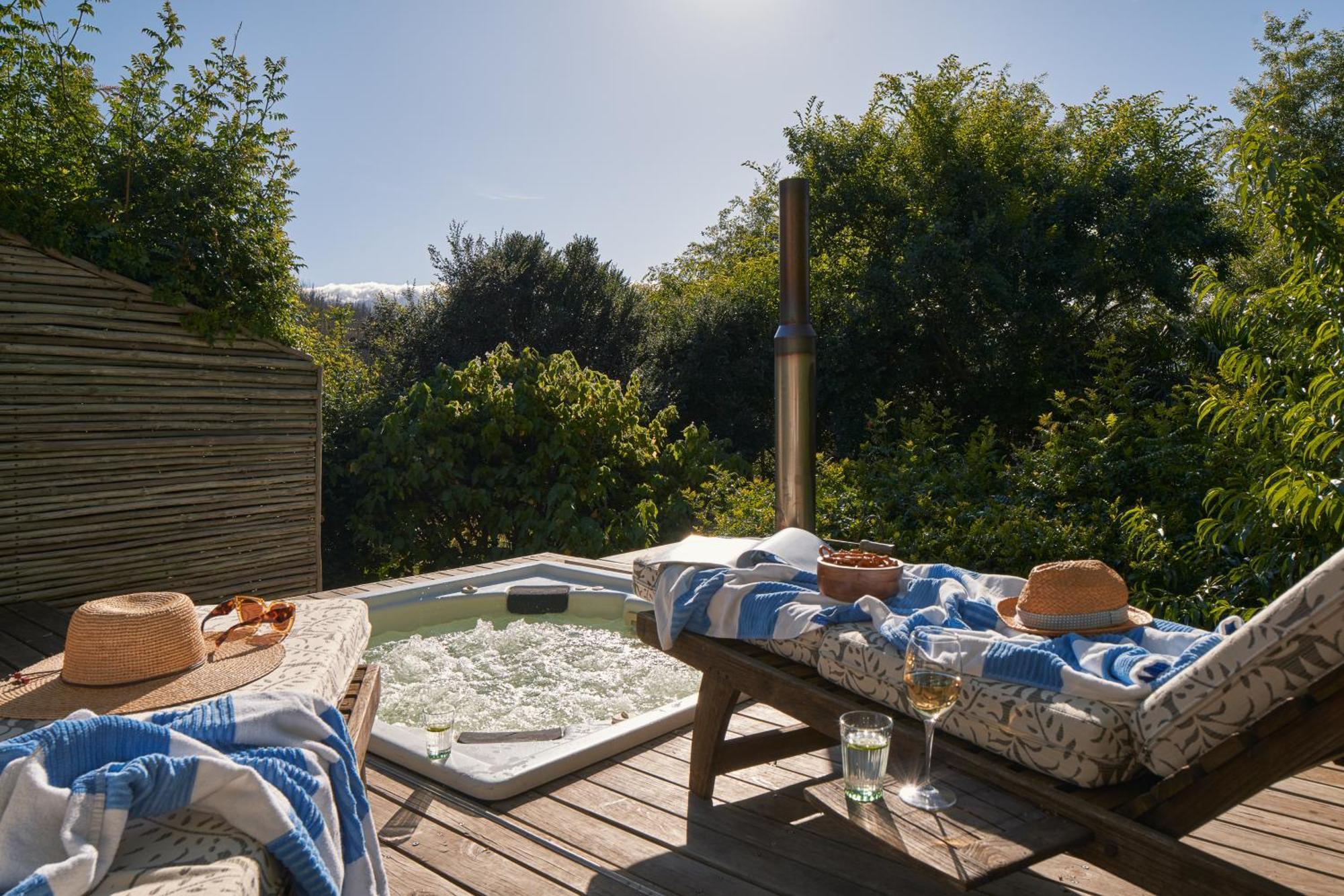 Spanish Farm Guest By Raw Africa Collection 4* Somerset West